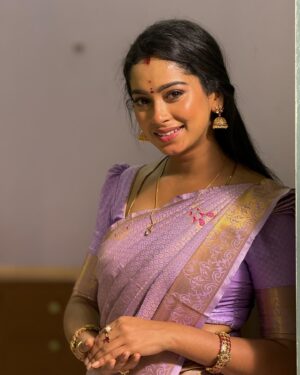 Swathi Konde Instagram - Lavender 💜

Wearing @visha_boutique_ 
Bangles @littlefingers_bridal_jewellery 

#sarees