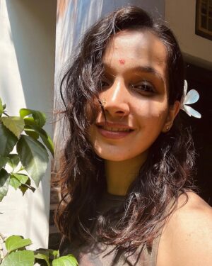 Swetha Gai Instagram - Poo season 🌼🌺🌸🌷
#summer