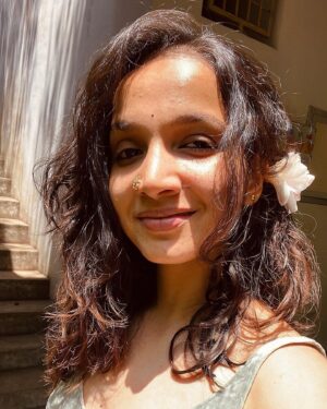 Swetha Gai Instagram - Poo season 🌼🌺🌸🌷
#summer