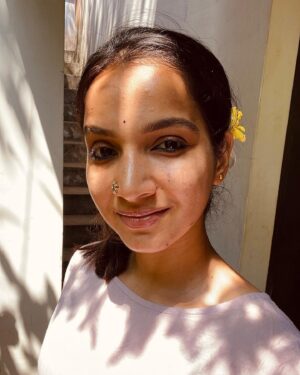 Swetha Gai Instagram - Poo season 🌼🌺🌸🌷
#summer
