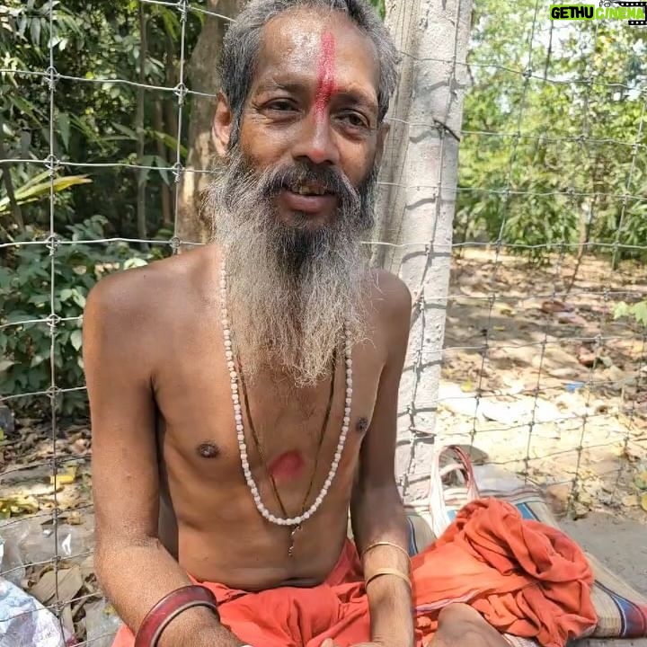 Swetha Gai - 1K Likes - Real hunger is satiated through the eyes- Pradeepto
25.04.2024- A day with Tarama & Bama Khepa at Tarapith 🌺
Who is Pradeepto?
The Sadhu in the 7th Slide.