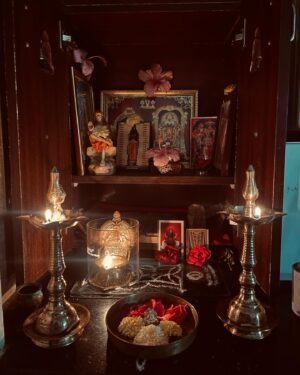 Swetha Gai Instagram - Don’t neglect yourself. It’s not worth it. 
Even when the whole world- inside and outside is crumbling, there will always be something that will help restore balance. Find it. Do it. And don’t let go of it ☺️

#life #balance #training #kalari #selfcare