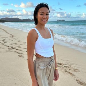 Sydney Viengluang Instagram - Mahalo, Hawaii 🙏🏽🌺

#hawaii #mahalo #oahu #waikiki #beach #travel
