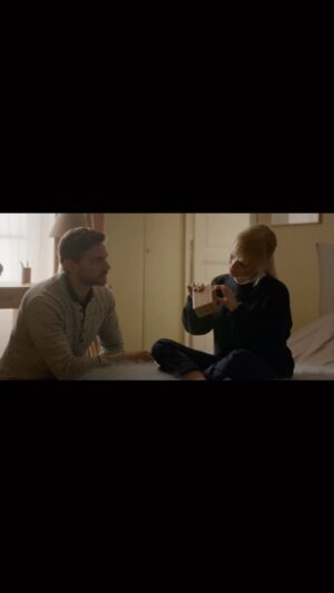 Sylvie Filloux Instagram - Saison 1 d’Astrid et Raphaëlle  réalisée par @elsaethippolyte avec @aliocha_itovich et @mortensensara #astridetraphaëlle #tournage #autisme #camera