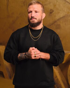 TJ Dillashaw Instagram - As a @jaxxon athlete, the #1 men’s jewelry brand, I’m pumped to be a part of their clothing  collection with the launch of @jaxxonclub where you can shop limited edition clothing exclusively at club.jaxxon.com