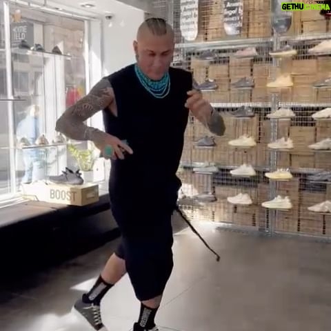 Taboo - 6.1K Likes - Breaking into the week like...👟🤑