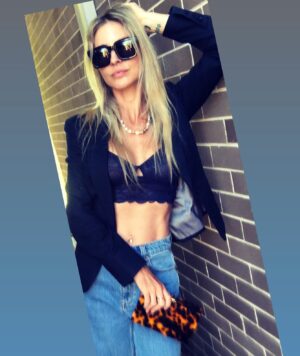 Tabrett Bethell Instagram - Whazzup Monday ✌️ 

#meetings