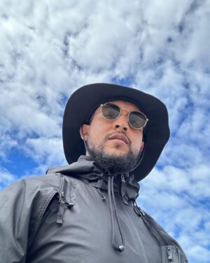 Tahj Mowry Instagram - Latitude: 51° 45' 59.99" N
Longitude: -10° 31' 59.99" W