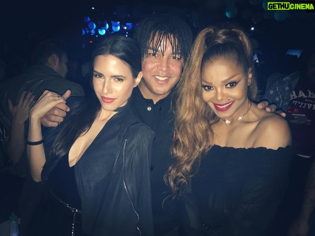 Taj Jackson - 3.8K Likes - What an amazing concert and night last Sunday. W/ auntie @janetjackson and @thayanascojackson #legend #family #proud #thankful