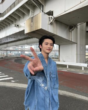 Takumi Kizu Instagram - 2024年3月岐洲匠カレンダーはデニム男
もう3月だって、なにする？
俺はとりあえずトイレ行ってくる
３月初トイレ！！イェーイ
#3月