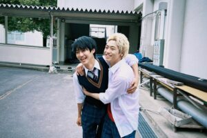 Takumi Kizu Instagram - 佐原先生と土岐くん
先生の思い出集

花束持ってる先生は泣き疲れた顔してます

伝えたいことは全てインライで伝えた。
最終回楽しんでください😊
#ドラマ佐原先生と土岐くん
#さはとき