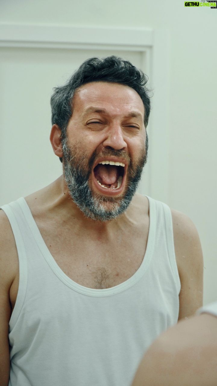 Taleh Yuzbayov - 16K Likes - "Diyeta"
Yeyib-içən dostları olanlar diyeta tuta bilmir, naçalnik!
@hollywoodcinemaclub