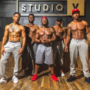 Tallie Brinson Instagram - 🚨 DID YOU SEE MY LAST POST?!?!?

#kings #keepitsexy #blackmen #sexyblackmen
