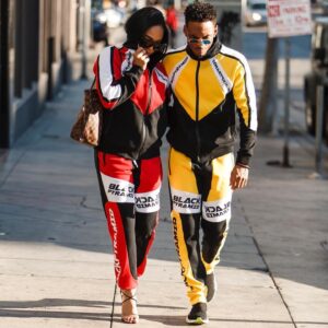 Tallie Brinson Instagram - JANELL~ LE ON 🎶 I always feel like, somebodies waaatching meeee….. 

#Nopictures jk get your shot, we love it

📸 @claudio.a.robles 
👕@blackpyramidofficial 

#Couplegoals #love