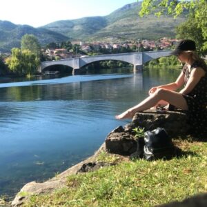 Tamara Aleksić Instagram - Lajtmotiv: ‘Sunce moje, oci moje’ 🌻
(I - ‘nijedna lutalica nije ostala ne izmazena’)