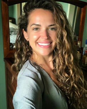 Tamara Duarte Instagram - Happy weekend!!! 🏖 💆🏽