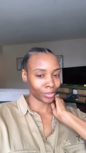 Tamberla Perry Instagram - Little Brown Girl!! I hope you see!

#charliepearl #momoftwo #momofgirls #cornrows #naturalhair #nomakeupmakeup #face #cheekbones #prettybrowngirls #blackexcellence
