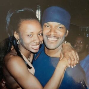 Tamberla Perry Instagram - Stay till the end! Me and Jamie Foxx's love story!😂😂
We were on strike when the movie premiered on @netflix Netflix. But now y'all about to get all this good Content!
I met @iamjamiefoxx 20 years ago before I had even considered being an actor.  20 years later.... this is my life!!! Y'all better get into it! @clonedtyronenetflix Check us out! 

Holla at me if you've seen us!!!

#theyclonedtyrone #funny #comedy #improv #netflix #actress #blessed #notstressed #reelsinstagram #jueltaylor #message #chicken #perm #iykyk