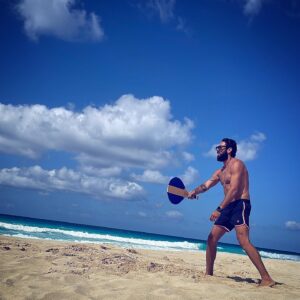 Tamer Hashem Instagram - على قديمه ✌️