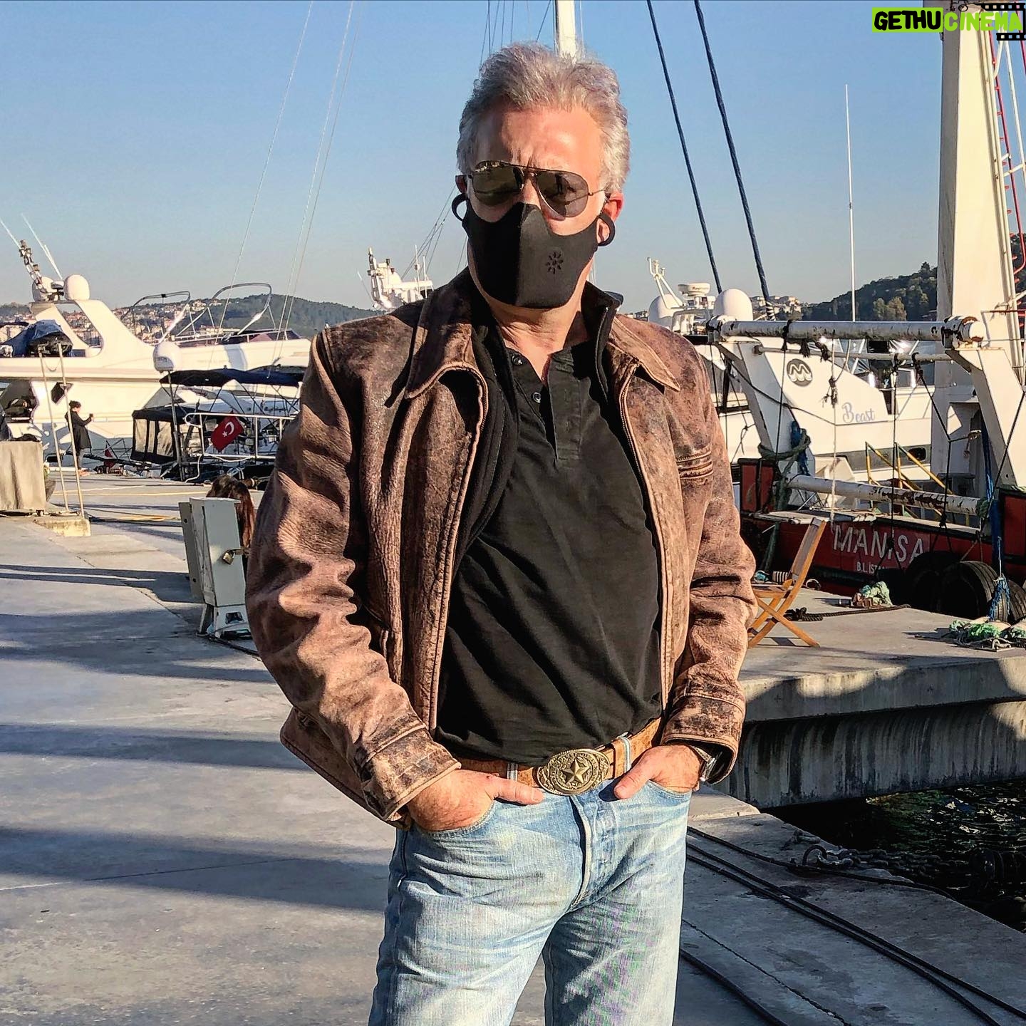 Tamer Karadağlı - 29.1K Likes - “Let the sun shine in” Hava güzelken biraz deniz havası iyi geldi..