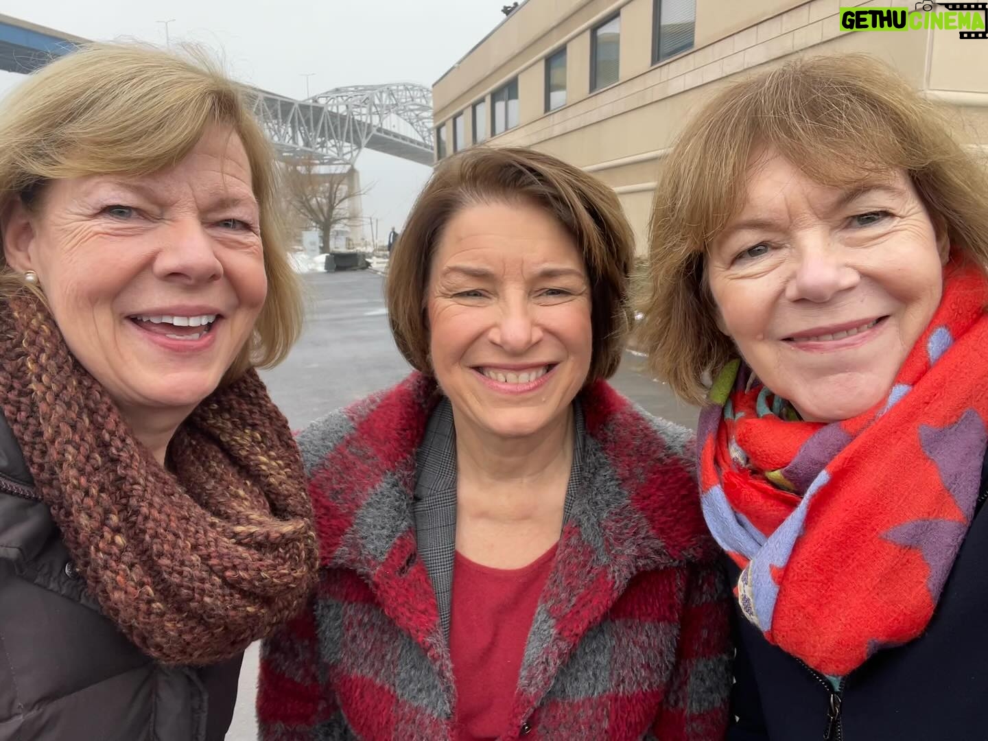 Tammy Baldwin - 860 Likes - POV: You bring home $1 billion to replace the Blatnik Bridge!