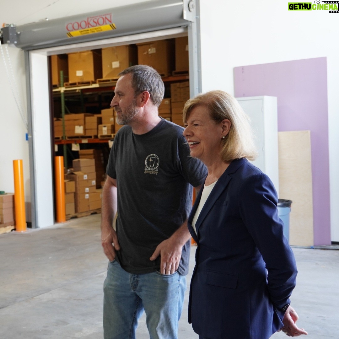Tammy Baldwin - 195 Likes - It was wonderful to be in Appleton today to visit with @benshot and discuss how my COOL Online Act protects #MadeinWisconsin products like theirs. Consumers should know when they are buying products from American or foreign companies, and my bill will do just that.