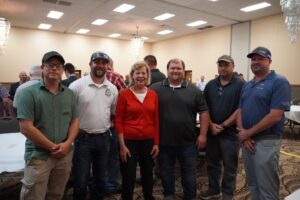 Tammy Baldwin Instagram - Always a great time spent with Wisconsin State AFL-CIO & Wisconsin union workers! As big corporations rack in record profits & refuse to let workers organize for fair wages, I’m proud to stand with our workers & fight for their right to a middle class life, fair benefits, & a safe workplace.