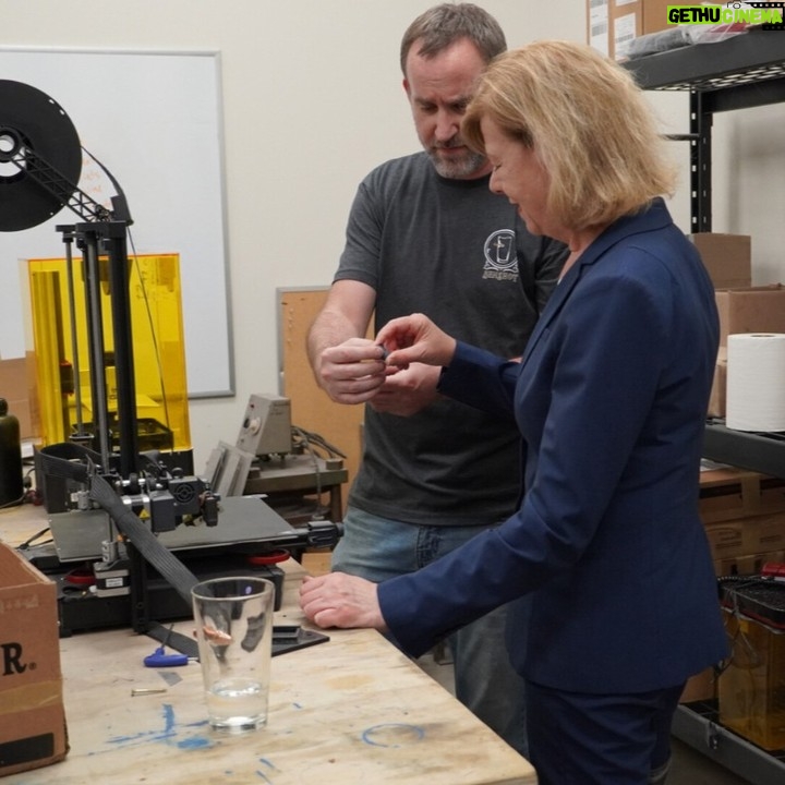 Tammy Baldwin - 195 Likes - It was wonderful to be in Appleton today to visit with @benshot and discuss how my COOL Online Act protects #MadeinWisconsin products like theirs. Consumers should know when they are buying products from American or foreign companies, and my bill will do just that.