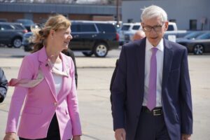 Tammy Baldwin Instagram - Crisscrossing our state this week on my #DeliveringforWisconsinTour, I saw firsthand how our work together is lowering costs, keeping people safe, and creating good-paying jobs. I’m proud to be working with Wisconsin communities to meet their needs & move our state forward!