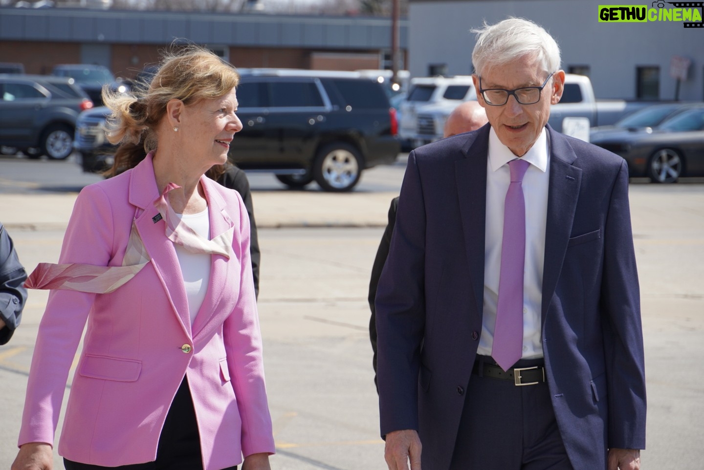 Tammy Baldwin - 180 Likes - Crisscrossing our state this week on my #DeliveringforWisconsinTour, I saw firsthand how our work together is lowering costs, keeping people safe, and creating good-paying jobs. Iām proud to be working with Wisconsin communities to meet their needs & move our state forward!