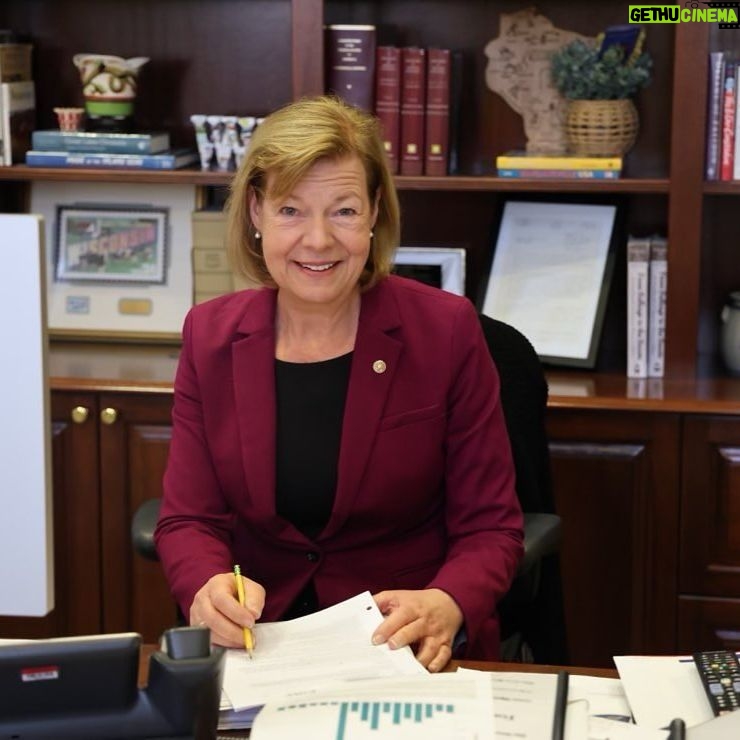 Tammy Baldwin - 283 Likes - And we’re back!
I’m ready to get to work and continue delivering results for Wisconsin seniors, veterans, and families.