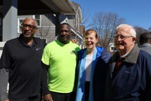 Tammy Baldwin Instagram - I’m in Milwaukee today touring a foreclosed property that will be rehabilitated and prioritized for sale to a first-time home buyer. This is what it looks like to invest in affordable housing in Wisconsin & give first-time home buyers the support they need to build their future!