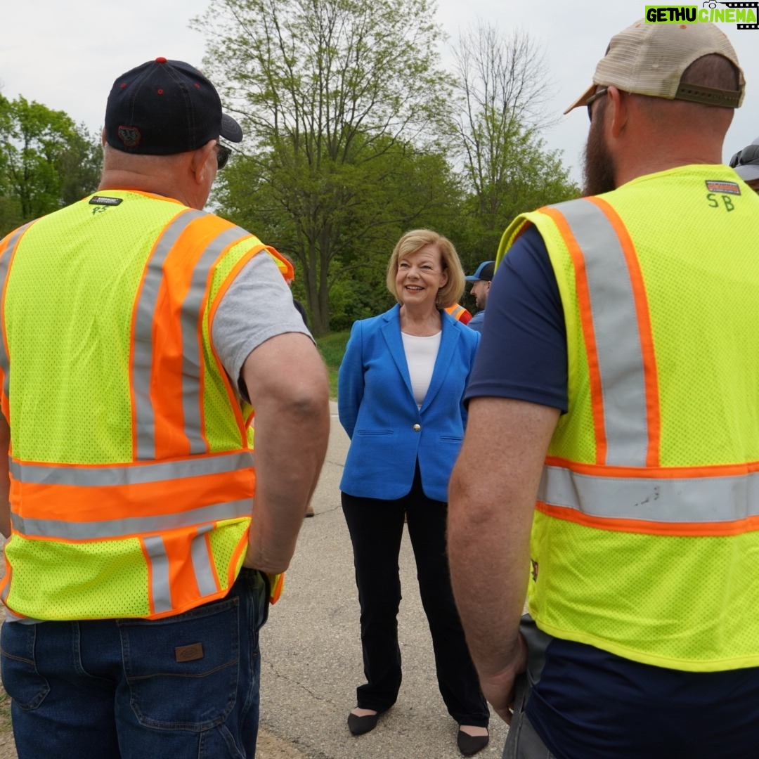 Tammy Baldwin - 235 Likes - This is what our Bipartisan Infrastructure Law is all about. Weāre rebuilding the 60-year-old bridges over the Wisconsin River in Columbia County, keeping families safe, ensuring goods make it on shelves & tourists make it to their destinations on time, & investing in our future.