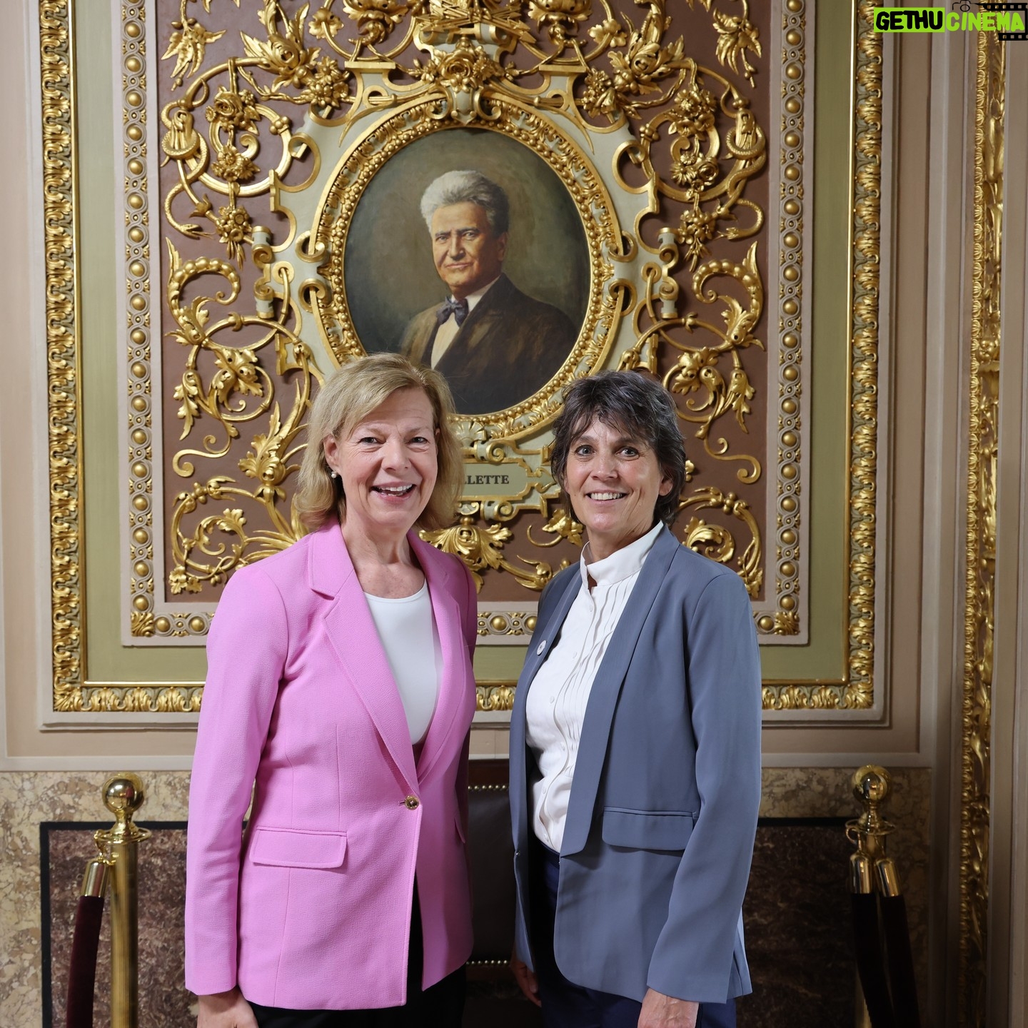 Tammy Baldwin - 461 Likes - It was wonderful to meet with Lori, Wisconsin’s Teacher of the Year! Superior is lucky to have such an outstanding educator helping shape our future generation & develop young Wisconsinites’ lifelong love of learning. To all teachers, thank you for your selfless work!