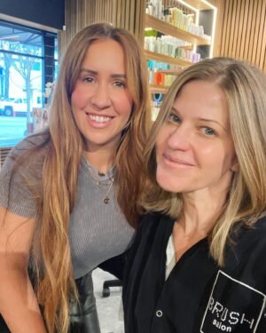 Tammy Gillis Instagram - Whoever cancelled so I could slip in last minute - YOU MISSED OUT!!!! Thank you to this literal 👼🏻 @sararosebuzz who spent four hours on making my hair look so glorious. P.S. my butt hurts 🤣