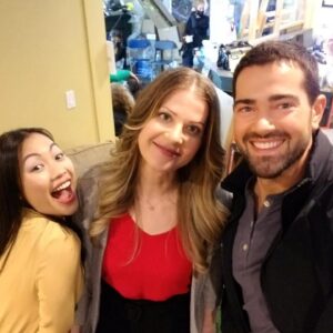 Tammy Gillis Instagram - Hey #Sleuthers 🕵🏼‍♀️ come see us for all your banking needs!  #MarthasVineyardMystery MARATHON today!! 
@hallmarkmovie