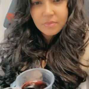 Tammy Jackson Instagram - Happy Birthday to me… very thankful and blessed to see another year of life 🙏🏽🎉🥂 #43 #HappyBirthdayToMe