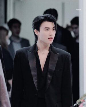 Tanatorn Saenangkanikorn Instagram - 🖤