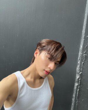 Tanatorn Saenangkanikorn Instagram - 🤨