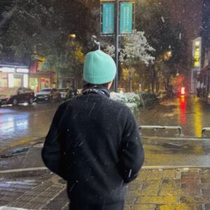 Tanatorn Saenangkanikorn Instagram - Our first snow^^