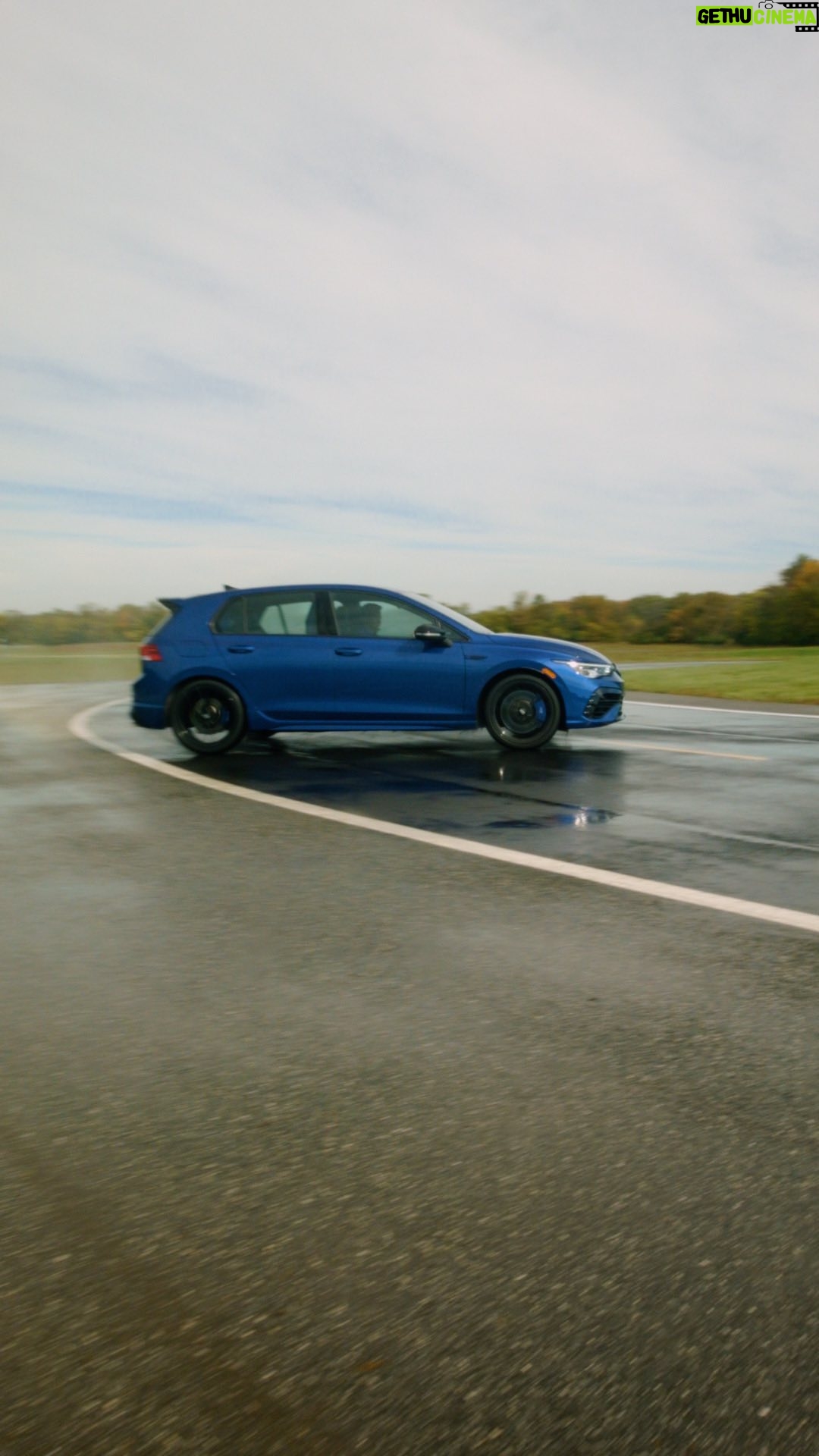 Tanner Foust - 2K Likes - For weekend warriors and commuter crushers alike.
#VWPartner #VW #VWGolfR #VWLove