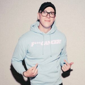 Tanner Wiseman Instagram - 48 hours are left to help say F*** Cancer 🖕🖕!!

@fcancernow and @colbybrock have raised over $157k to help with the early detection of cancer and help promote prevention!

Support the cause by going to:
merch.cameo.com/store/fuckcancer