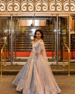 Tannishtha Chatterjee Instagram - Film @yellowbusfilm at @tiff_net arriving for another screening in a gown with starry silver hues. The finest silver foil on silk Lycra and meticulous hand embroidery by expert karigers using cutdana , sequins Rhinestones.
@meenakshi.creations by @whosunnykapoor #TIFF2023 #meenakshicreations #chandnichowk  With my rock star Oscar winning co producer @guneetmonga  and @whosunnykapoor the designer of this beautiful gown