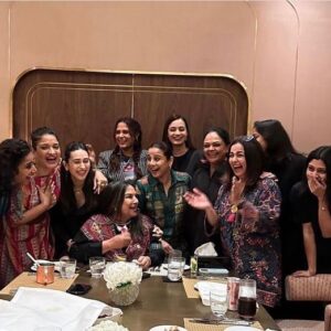Tannishtha Chatterjee Instagram - Last evening with @azmishabana18 and our girl gang @konkona @tanviazmiofficial @therichachadha @divyadutta25 @diamirzaofficial @sandymridul @therealkarismakapoor @balanvidya @shahanagoswami . Can’t get better than this. Thanks Shabana for doing this for all of us . The funnest evening ever 💋💋💋to all my funny , full of life, intelligence , compassion , empathy and love ….girl gang❤️❤️❤️