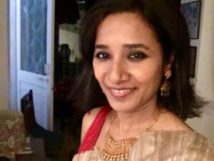 Tannishtha Chatterjee Instagram - Any festival is best celebrated with your dear friends n family. What a blast at Janaki Kutir last night !!!! Happy Diwali to all 🪔