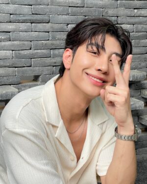 Tanutchai Wijitvongtong Instagram - จะรับกาแฟขมๆหรือผมดีครับ🥰