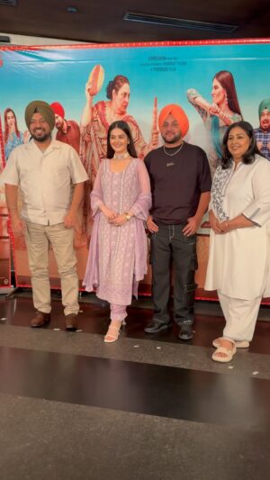 Tanvi Nagi Instagram - Ni Main Sass Kuttni 2 successfully running in Cinemas ❤️ 
Go watch in your nearest theatres now🔥
#NiMainSassKuttni2 #DelhiPromotions #Throwback
