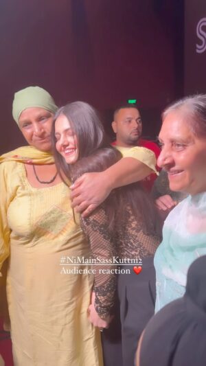 Tanvi Nagi Instagram - Such reactions from audience are no lesser than an award ❤️
#NiMainSassKuttni2 running successfully in theatres 🔥😍