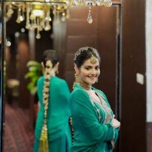Tanvi Nagi Instagram - ਪੰਜਾਬਣ 💕

Makeup & Hair @sudhirmakeup 
Shot by @daasfilms 

#traditional #tanvinagi