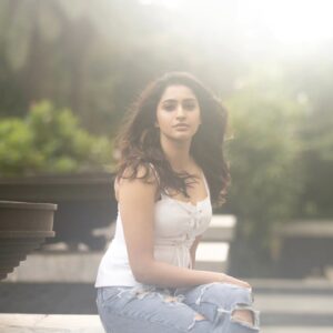 Tanya Ravichandran Instagram - 🤍💙

📸 @kiransaphotography

@teamaimpro